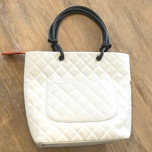 Chanel Python Ligne Cambon Tote White Quilted Leather and matching wallet - Picture 12 of 16